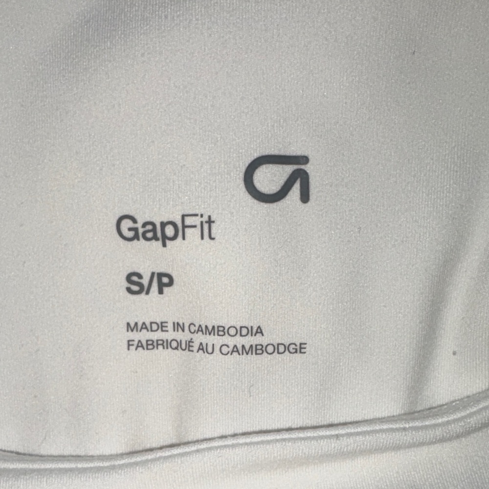 Gap Fit White Sleeveless Women's Athletic Top - Picture 4 of 4
